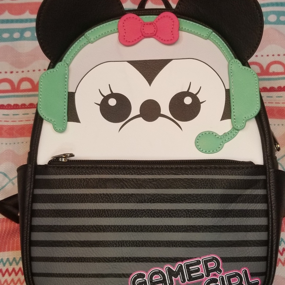 NWT Loungefly Gamer Grl Minnie Mouse Mini …